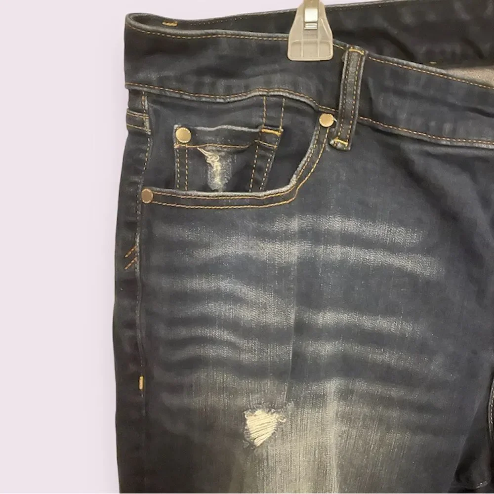 TORRID | Distressed Jeans - Picture 2 of 6